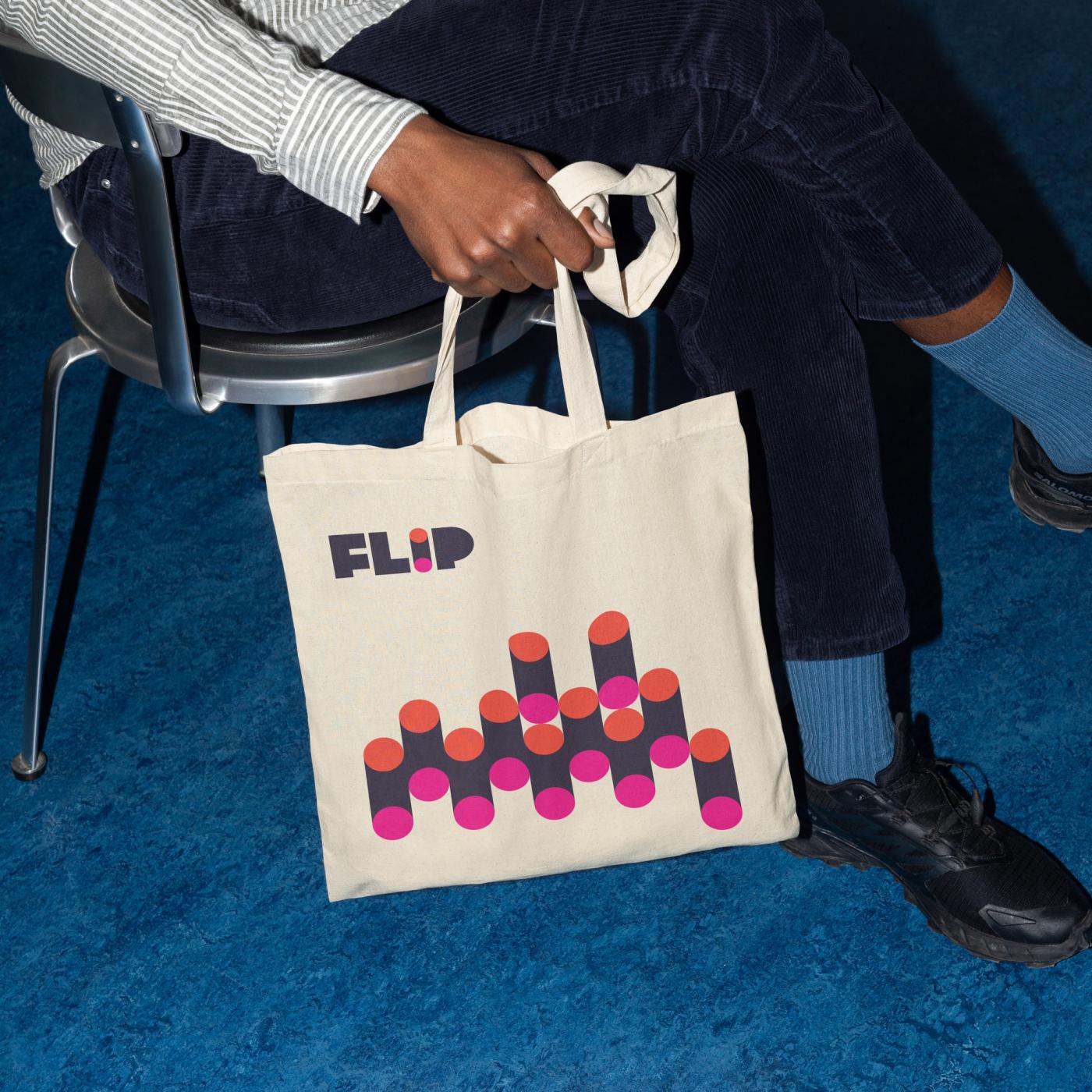 tote_flip